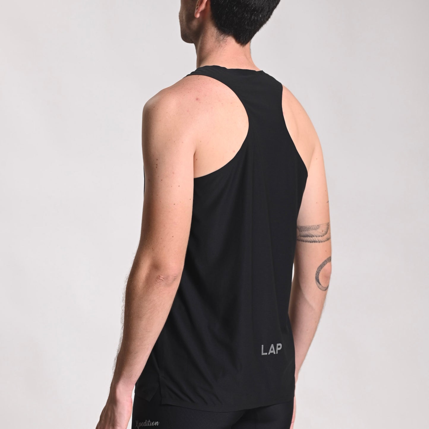 BLACK VEST
